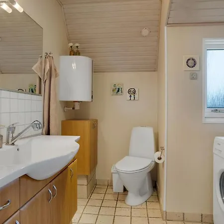 Three-bedroom In Σπίτι διακοπών *