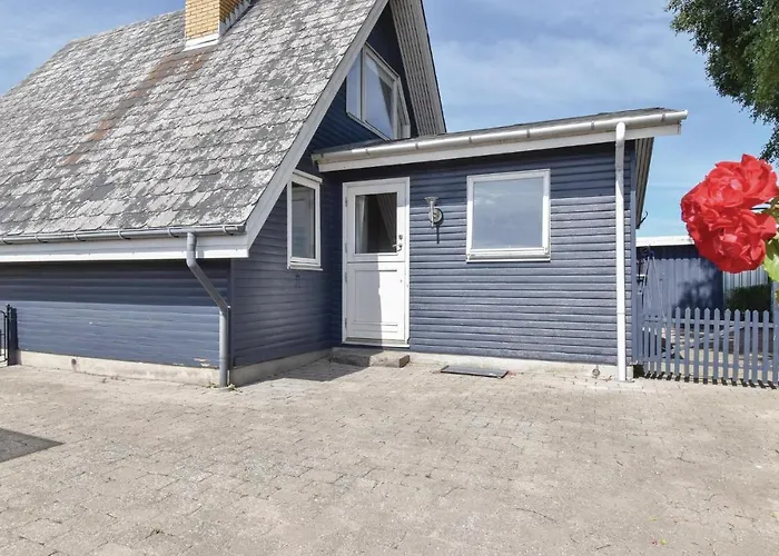 Three-bedroom In Otterup