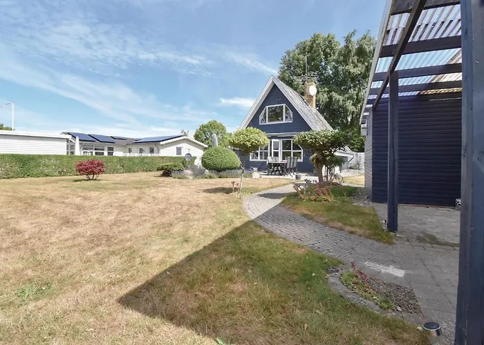 Σπίτι διακοπών Three-bedroom In Otterup